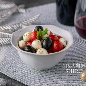 【日本Minoru】Bell高雅花形 陶瓷小缽150ml ‧ 窯白