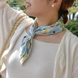 【日本現代百貨】抗UV抗菌涼感脖巾(附保冷劑) ‧ 花草(淺藍)